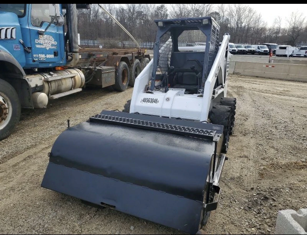 Мини челни товарачи Bobcat 773