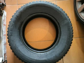 Гуми Зимни 205/70R15, снимка 3 - Гуми и джанти - 48363610