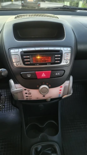 Toyota Aygo benzin 87 000km! - 3900 € / 7627.74 лв. - 67502785 6