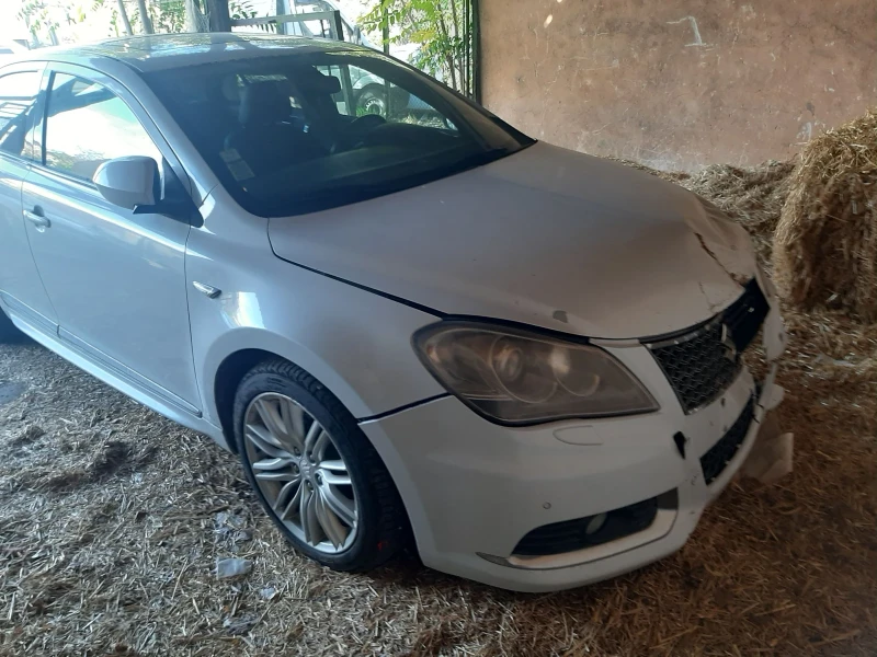 Suzuki Kizashi 2.4 sport-за части, снимка 15 - Автомобили и джипове - 47577895