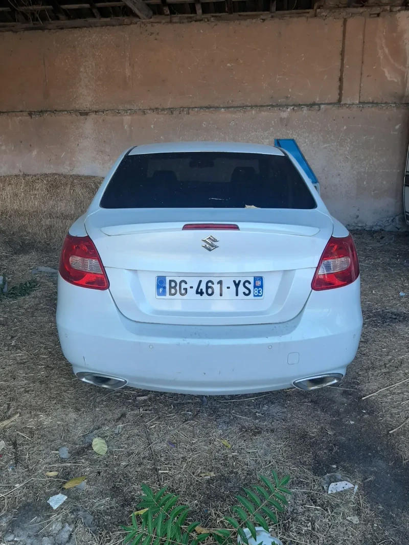 Suzuki Kizashi 2.4 sport-за части, снимка 1 - Автомобили и джипове - 47577895