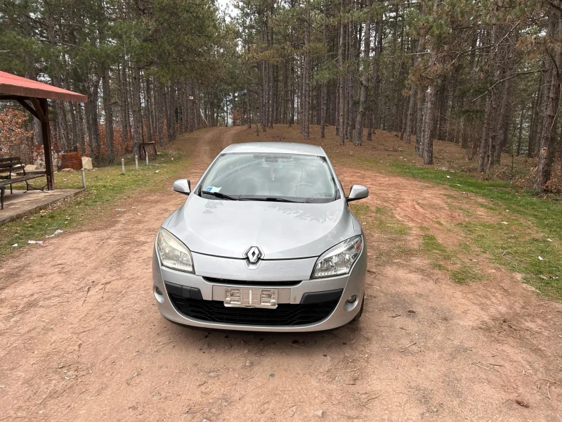 Renault Megane 1.5 DCI 110кс. 6 ск., снимка 4 - Автомобили и джипове - 49183645