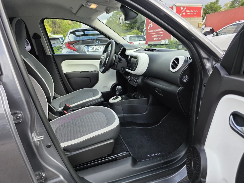 Renault Twingo 27.12.2022г. 28225км.гаранция, снимка 12 - Автомобили и джипове - 51883656