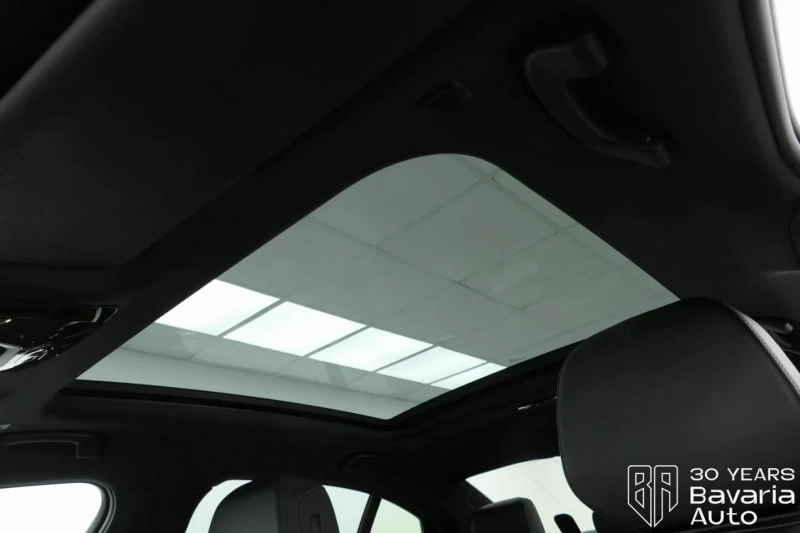 BMW 520 i M Sport Paket Steptronic, снимка 9 - Автомобили и джипове - 52727235