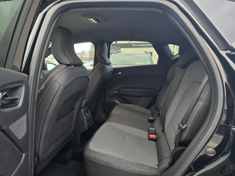 Renault Captur 1.3 Tce Techno, снимка 7 - Автомобили и джипове - 52754397