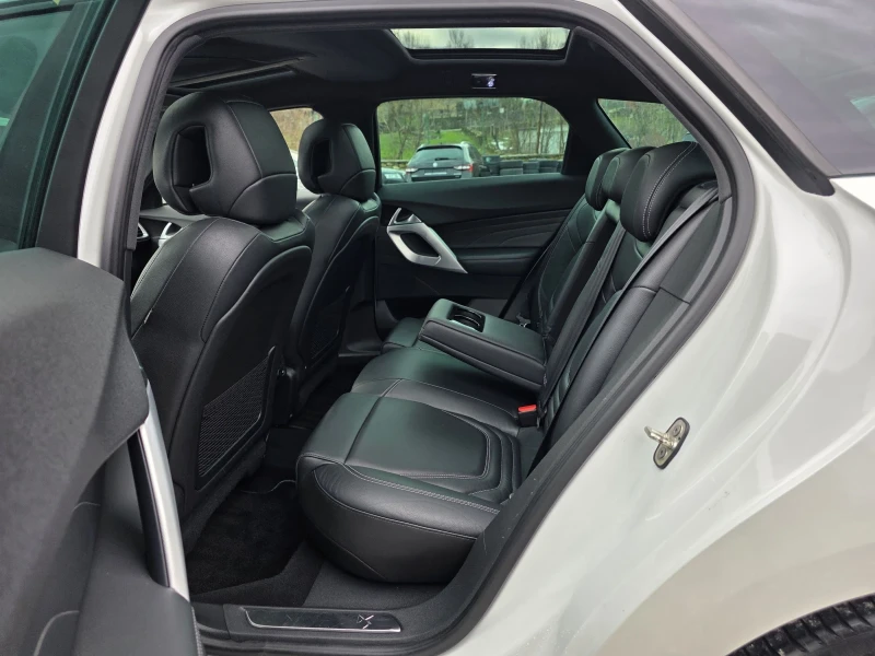 Citroen DS5 2.0 HDI 163 К.С. АВТОМАТ / КАМЕРА / ПАНОРАМА/ КЕЙЛ, снимка 9 - Автомобили и джипове - 53059752