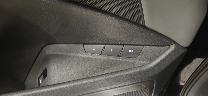 Audi E-Tron, снимка 6 - Автомобили и джипове - 53516869