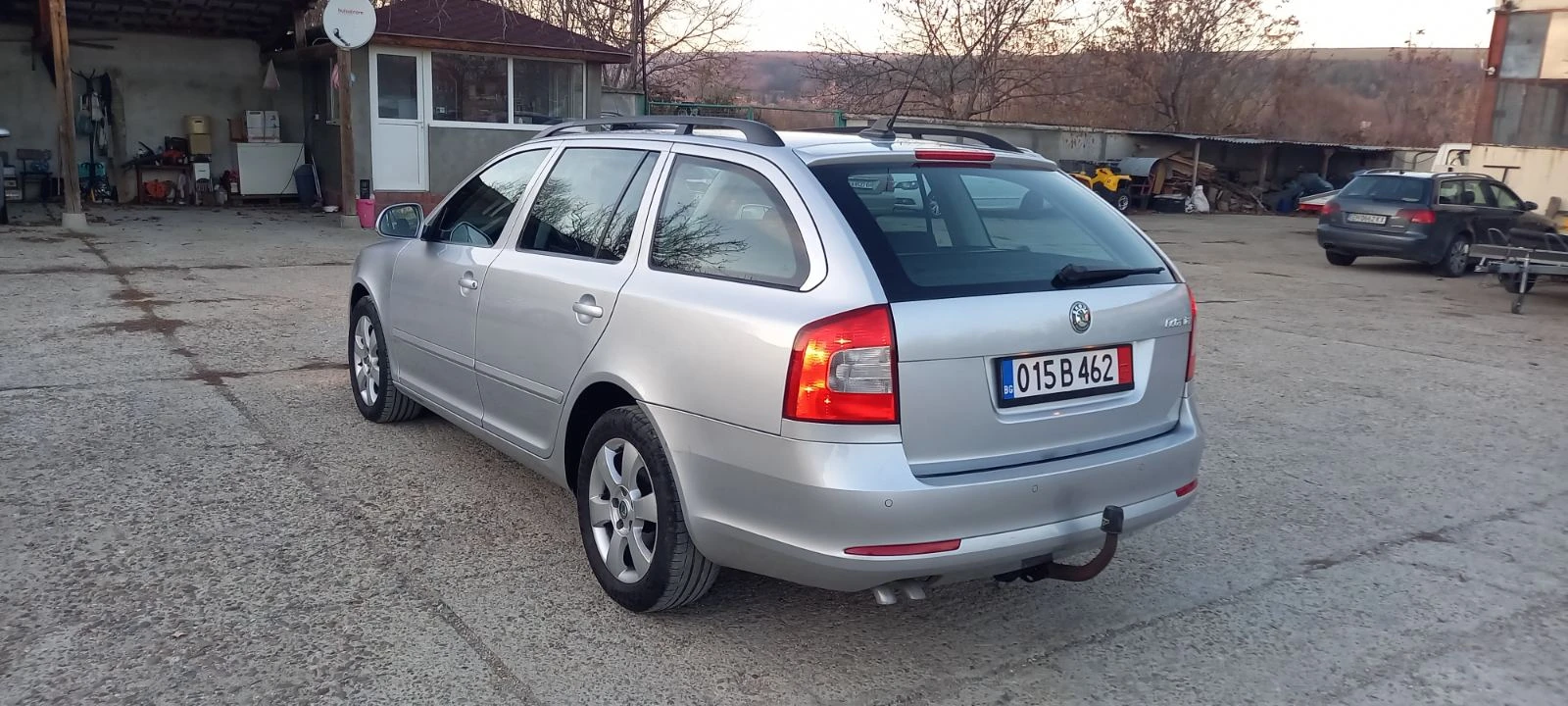 Skoda Octavia 2.0TDI 8V Автоматик Швейцария - изображение 6