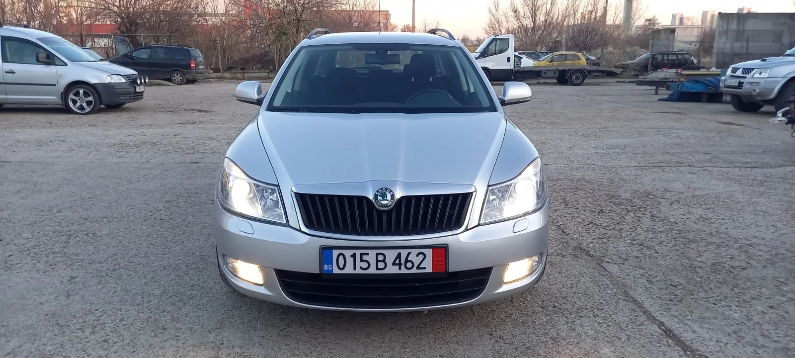 Skoda Octavia 2.0TDI 8V Автоматик Швейцария - изображение 2