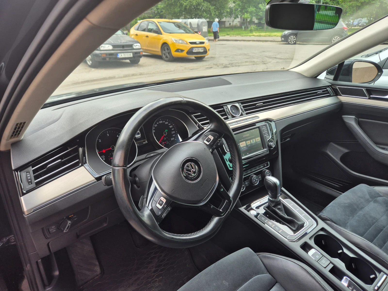 VW Passat B8 - изображение 6