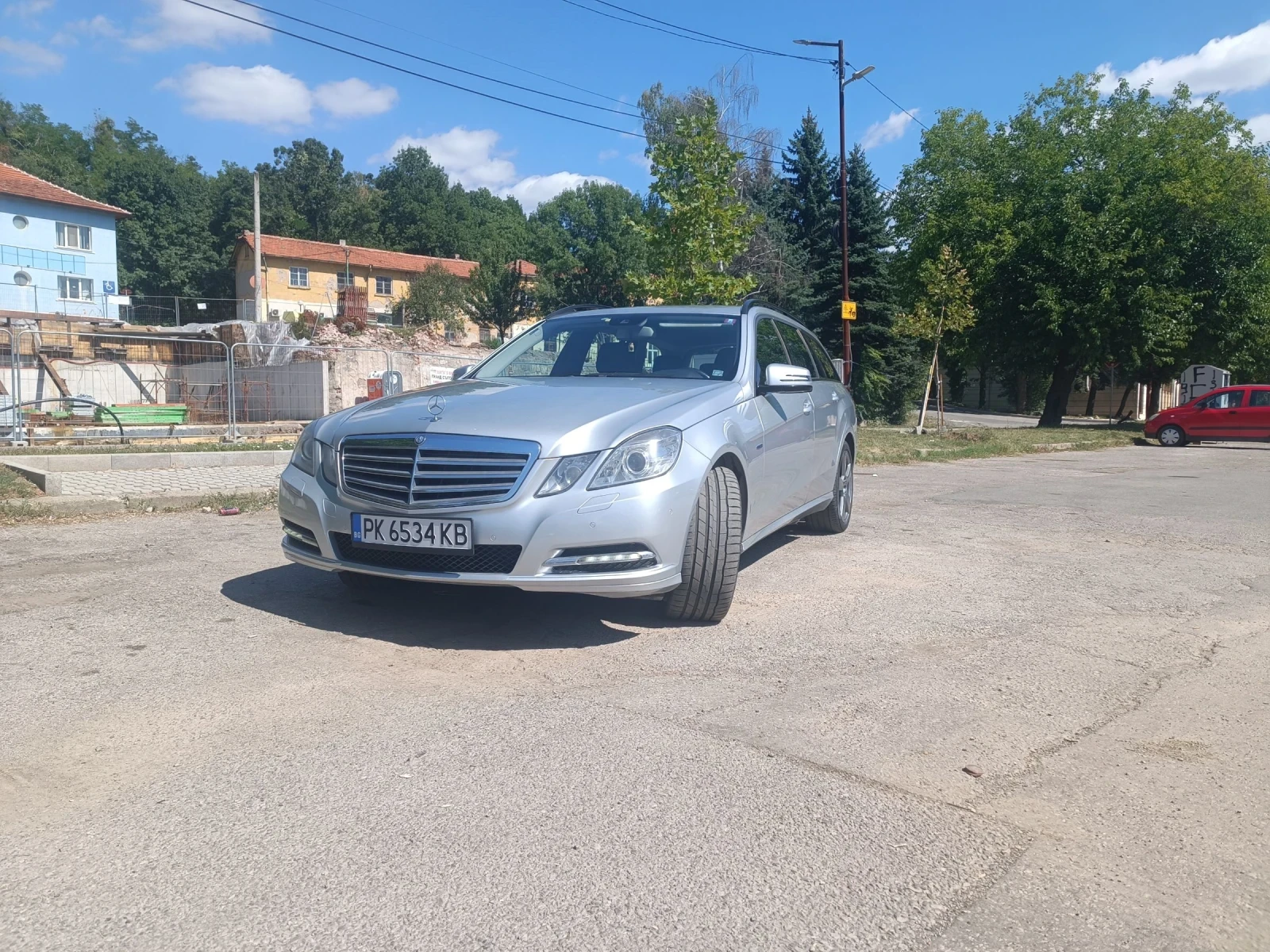Mercedes-Benz E 220 CDI Обслужен - изображение 4