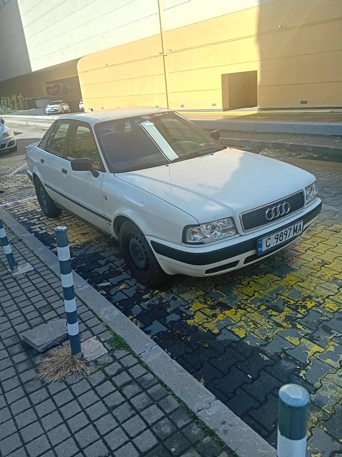 Audi 80 2.0E + Газ - изображение 2