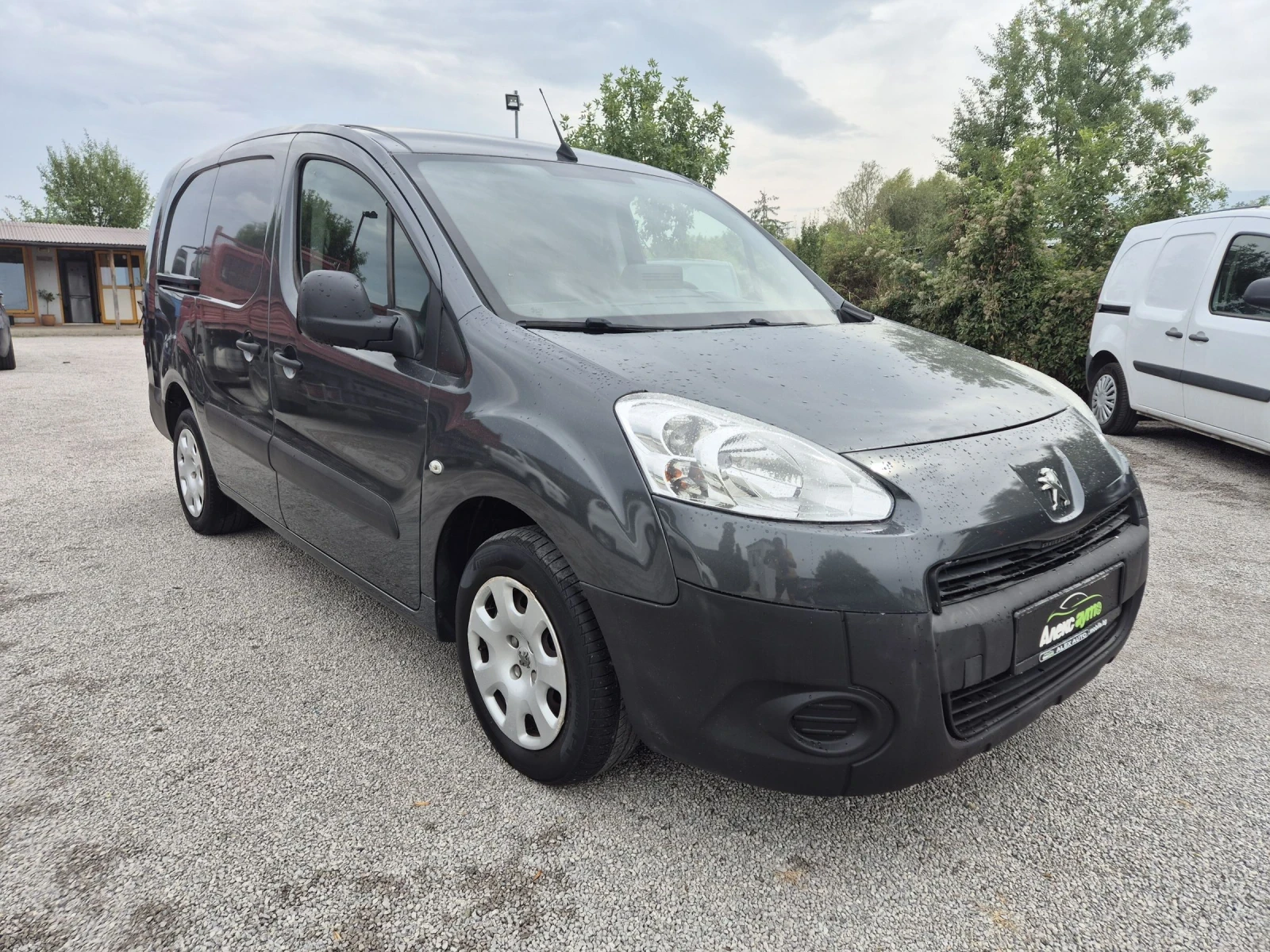 Peugeot Partner 1.6hdi///MAXI///НАВИГАЦИЯ - изображение 6