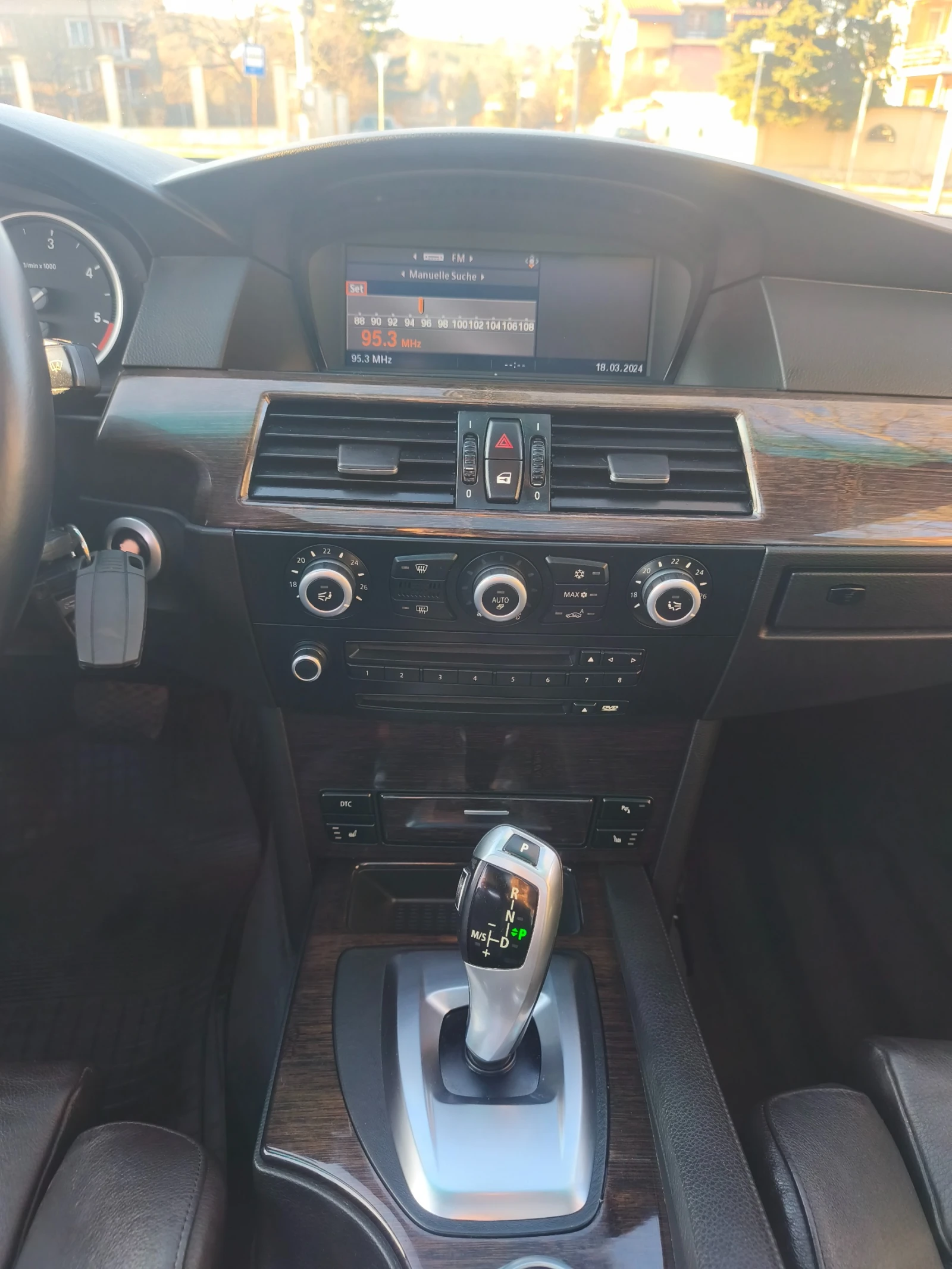 BMW 530 4x4 facelift M-paket - изображение 10