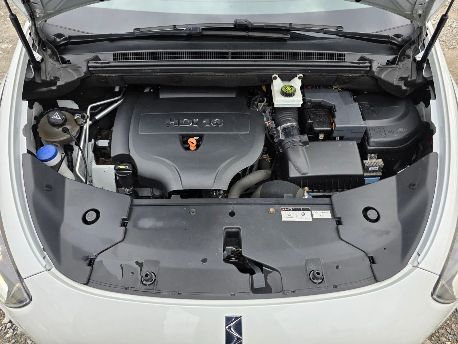Citroen DS5 2.0 HDI 163 �.�. ������� / ������ / ��������/ ���� | Mobile.bg � ����������� 17
