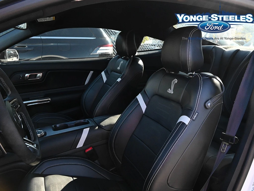 Ford Mustang SHELBY GT500 * * CARFAX * * АВТО КРЕДИТ * *  - изображение 8