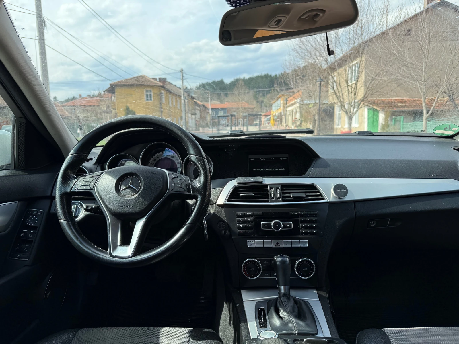 Mercedes-Benz C 200 НОВ ВНОС УНИКАЛНО СЪСТОЯНИЕ ФУЛ ЕКСТРИ, снимка 12 - Автомобили и джипове - 53984955