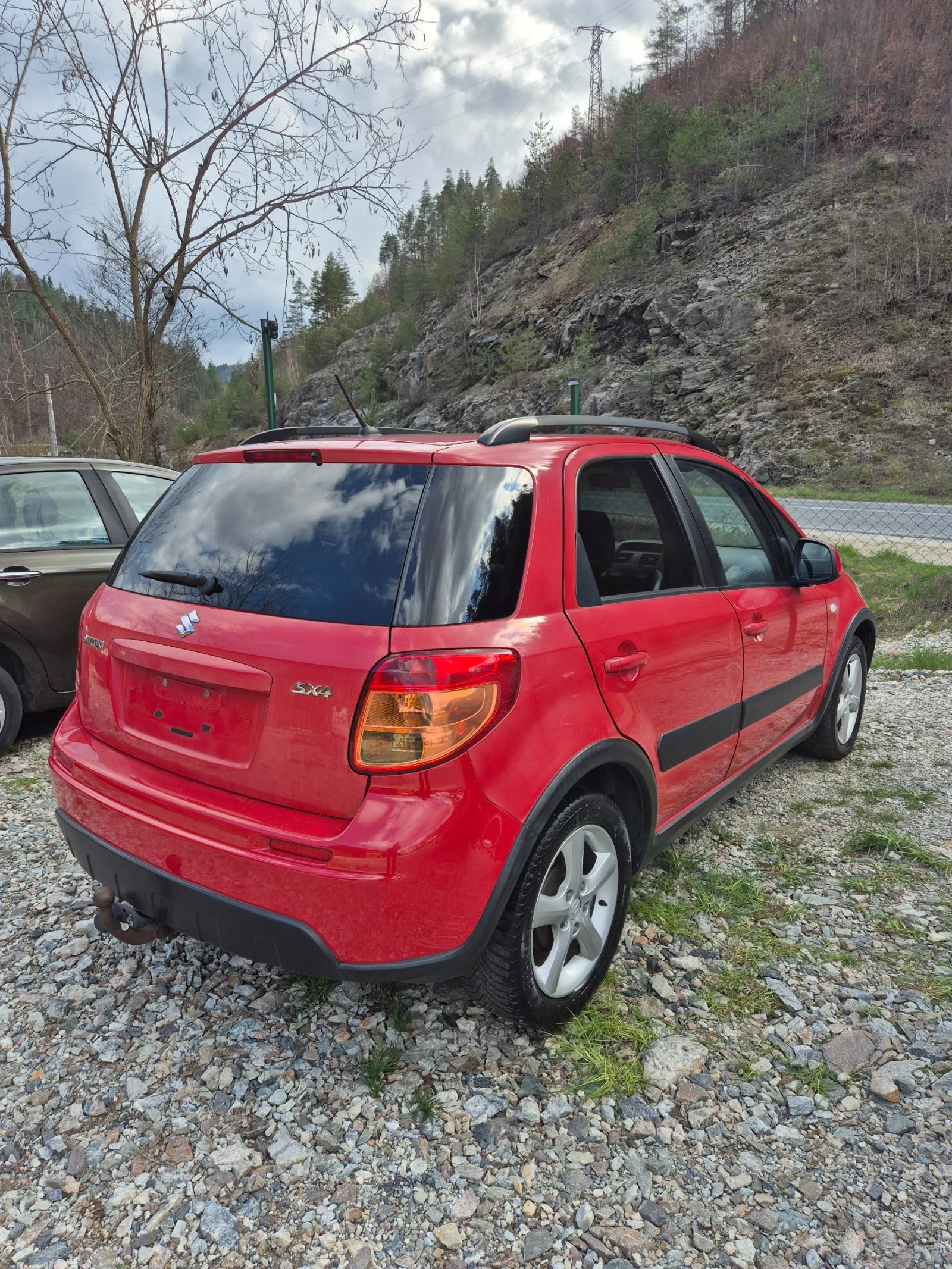 Suzuki SX4, снимка 4 - Автомобили и джипове - 54126950