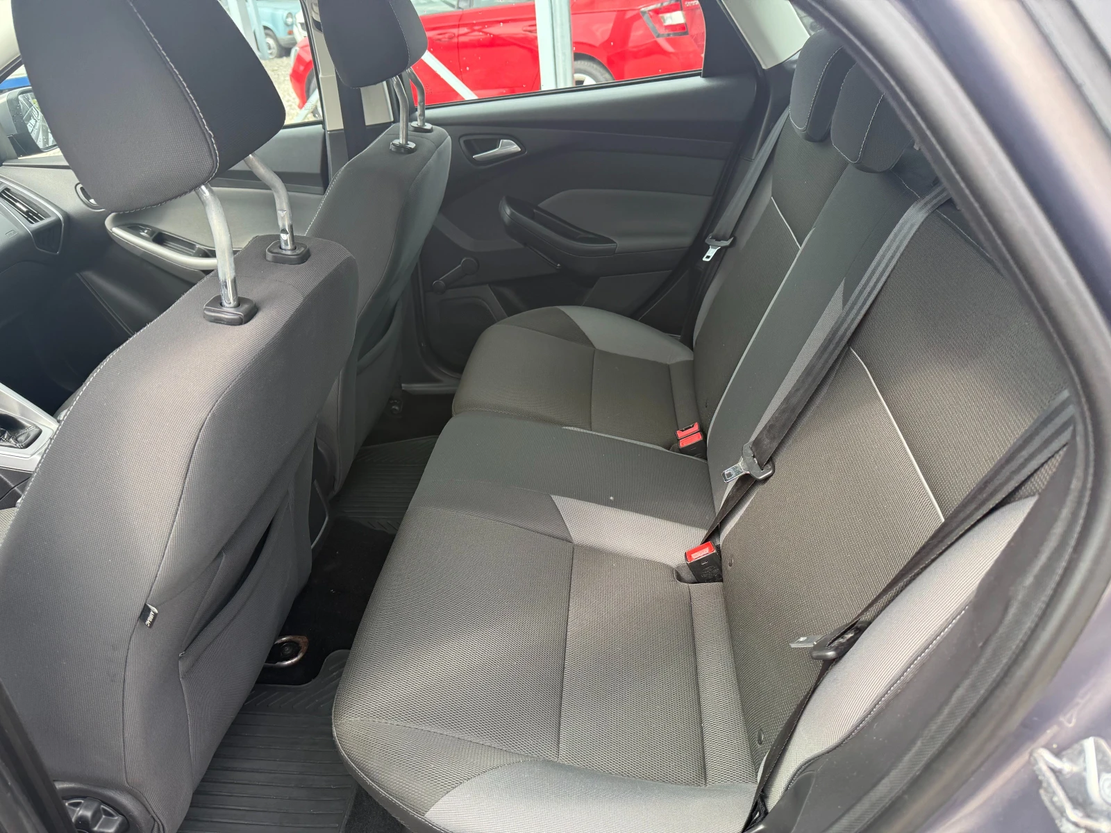 Ford Focus 1, 6 TDCI КЛИМАТРОНИК !! НОВ ВНОС !! РЕАЛНИ 120000, снимка 15 - Автомобили и джипове - 54373845