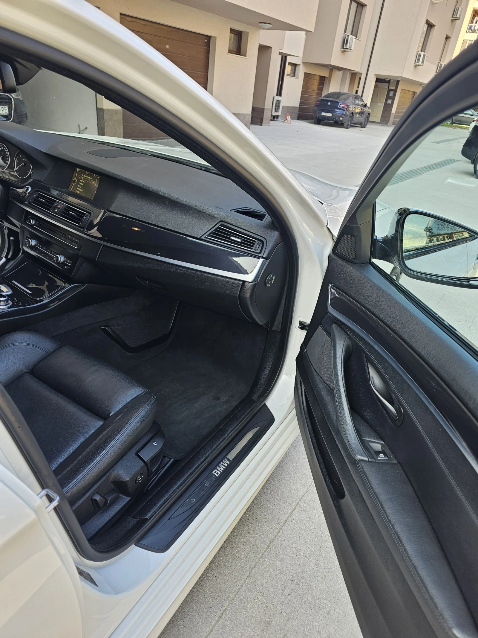 BMW 525 F11 xdrive , снимка 9 - Автомобили и джипове - 54793937