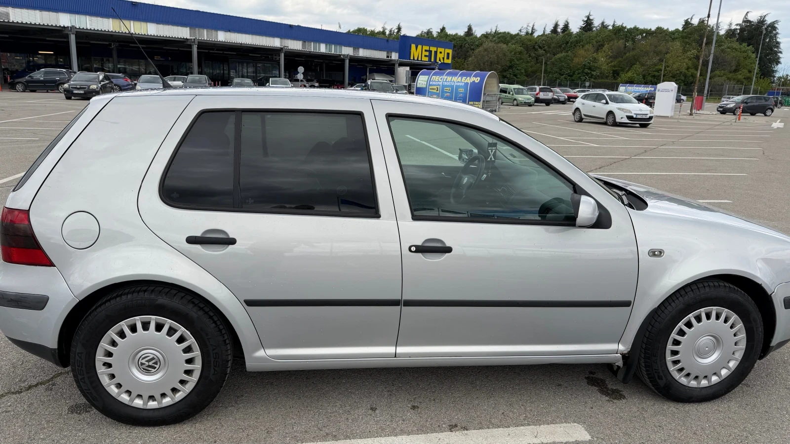 VW Golf 4, снимка 7 - Автомобили и джипове - 55015656