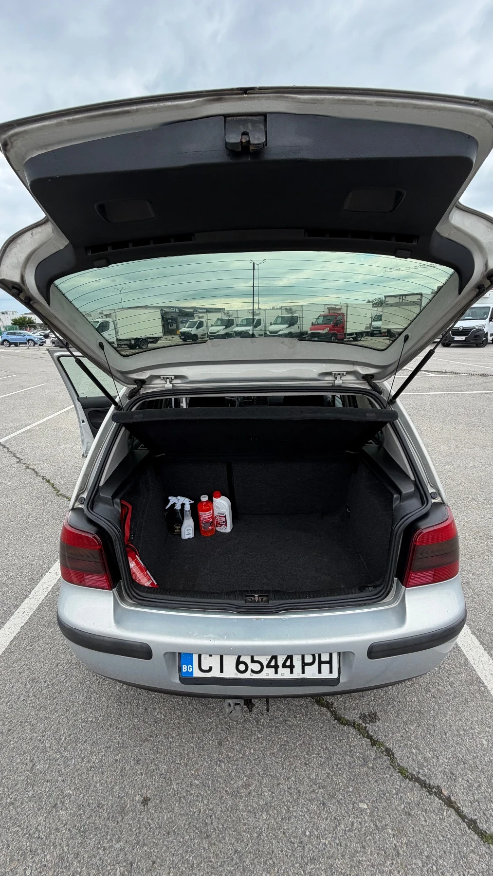 VW Golf 4, снимка 9 - Автомобили и джипове - 55015656