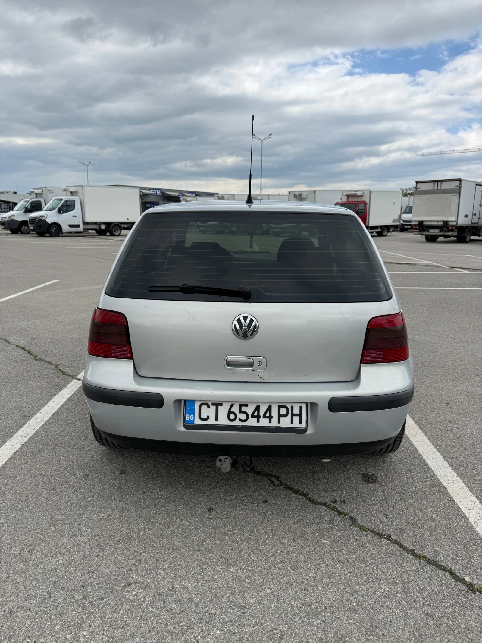 VW Golf 4, снимка 5 - Автомобили и джипове - 55015656