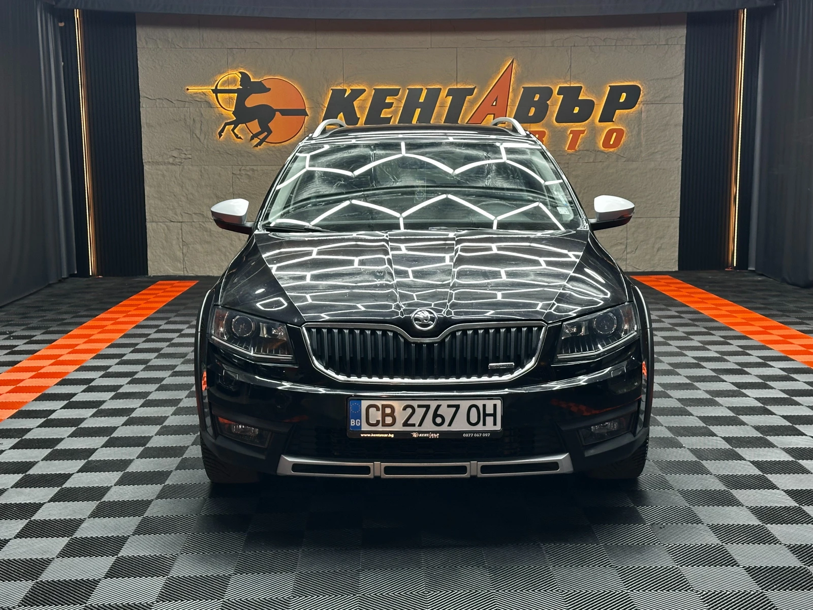 Skoda Octavia Scout 2.0d 184 к.с./4x4/ГАРАНЦИЯ, снимка 2 - Автомобили и джипове - 55888078