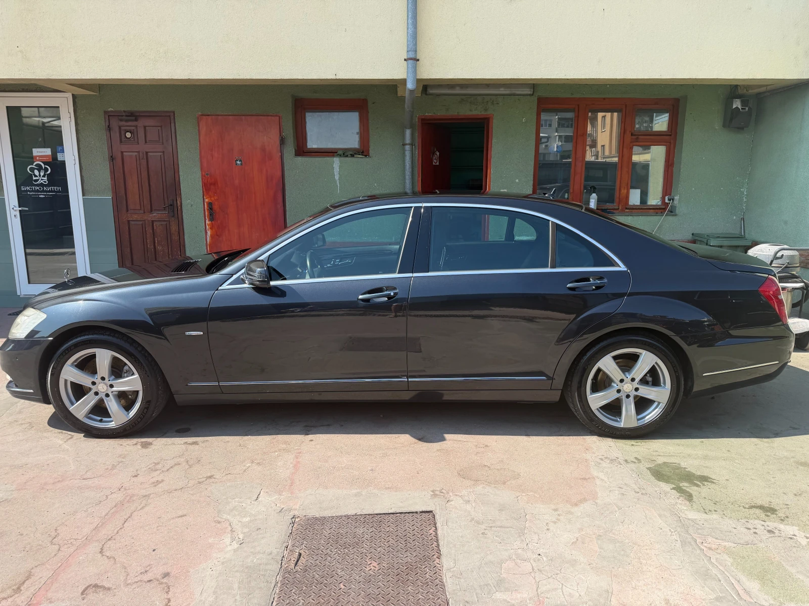 Mercedes-Benz S 350, снимка 3 - Автомобили и джипове - 55970413