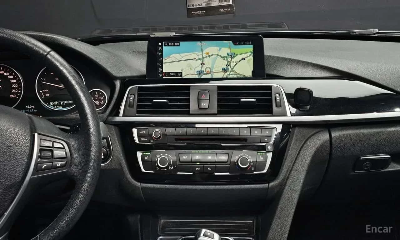 BMW 320 ED EDITION * ФИКСИРАНА ЦЕНА ДО БЪЛГАРИЯ* , снимка 14 - Автомобили и джипове - 56314595