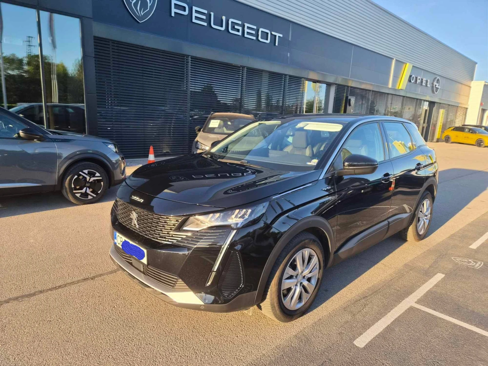Peugeot 3008 1.5 GT LINE, снимка 3 - Автомобили и джипове - 56571778