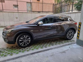  Infiniti QX30