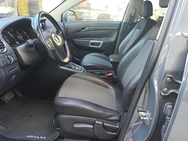 Opel Antara FACELIFT, 137km, Automatic , снимка 15 - Автомобили и джипове - 47805030