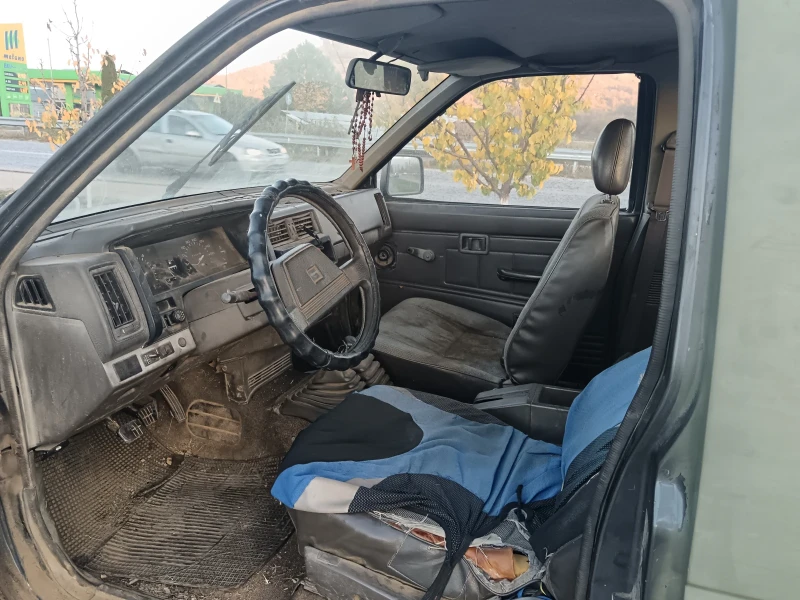 Nissan Navara KING CAB, снимка 9 - Автомобили и джипове - 47838587