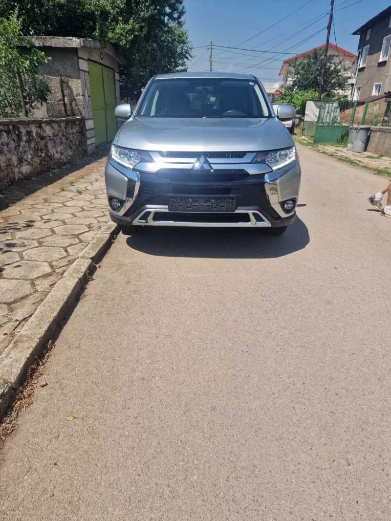 Mitsubishi Outlander 2.4L ES S-AWC, снимка 2 - Автомобили и джипове - 51647788