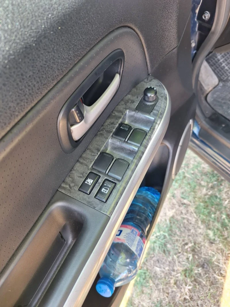 Suzuki Grand vitara 2.4, снимка 16 - Автомобили и джипове - 52406792