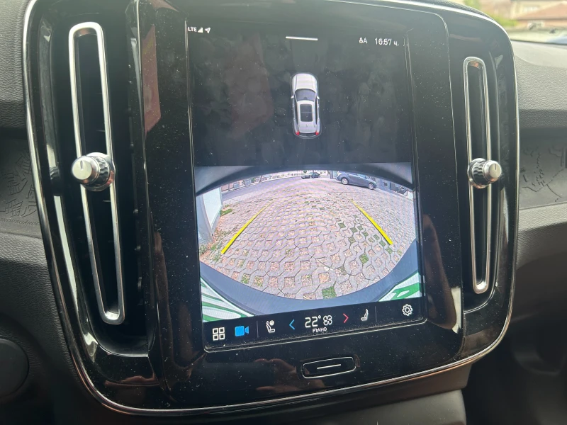 Volvo XC40 elecktrik, снимка 12 - Автомобили и джипове - 52281935