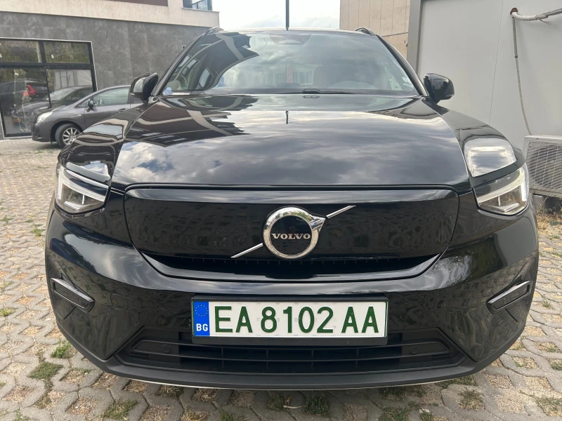 Volvo XC40 elecktrik, снимка 3 - Автомобили и джипове - 52281935
