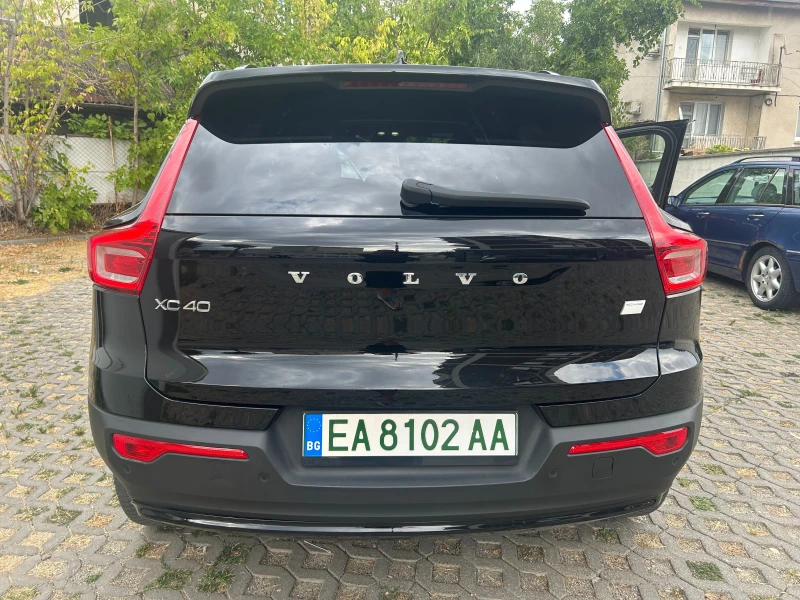 Volvo XC40 elecktrik, снимка 6 - Автомобили и джипове - 52281935