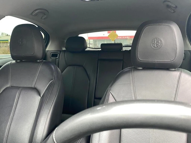 Alfa Romeo Stelvio * Sport AWD/NO ACCIDENT/CERTIFIED/WARRANTY * CARFA, снимка 13 - Автомобили и джипове - 52847202