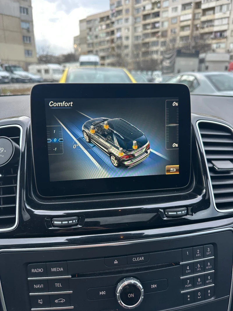 Mercedes-Benz GLE 350, снимка 16 - Автомобили и джипове - 53357106