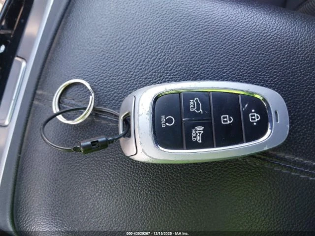 Hyundai Tucson 2.5l* Камера* Подгрев* Мъртви точка* Smart key* , снимка 14 - Автомобили и джипове - 52842963