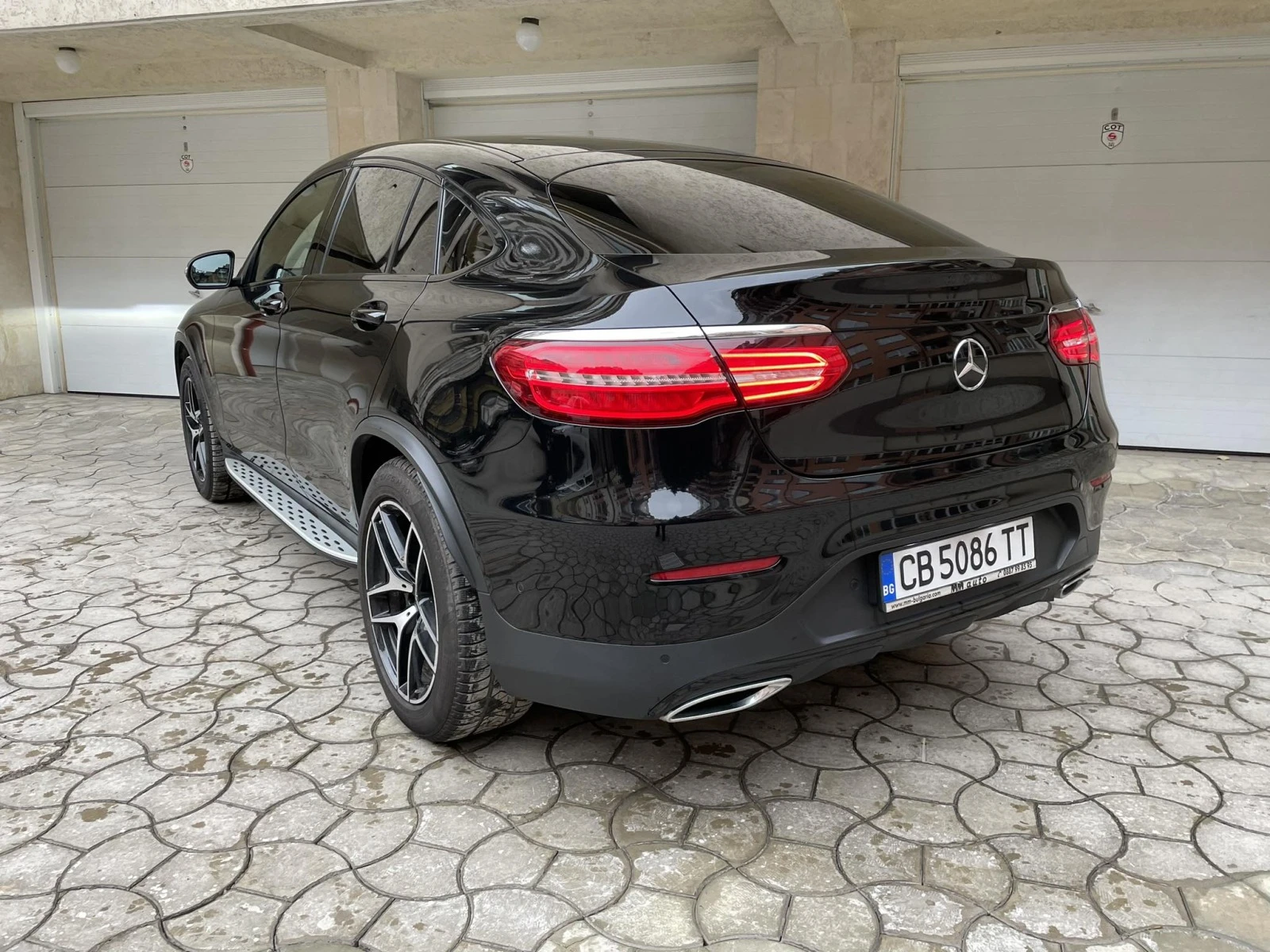 Mercedes-Benz GLC 250 d 4M Coupe AMG Line Гаранционен - изображение 8