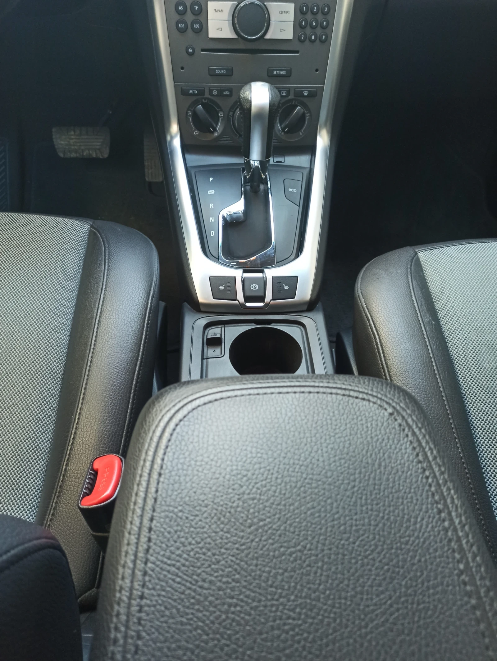 Opel Antara FACELIFT, 137km, Automatic  | Mobile.bg   14