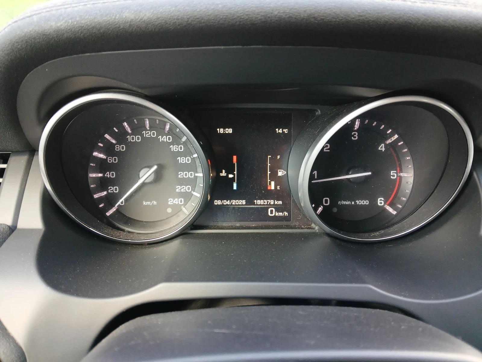 Land Rover Range Rover Evoque 2.2 TDI. TD4 - изображение 10