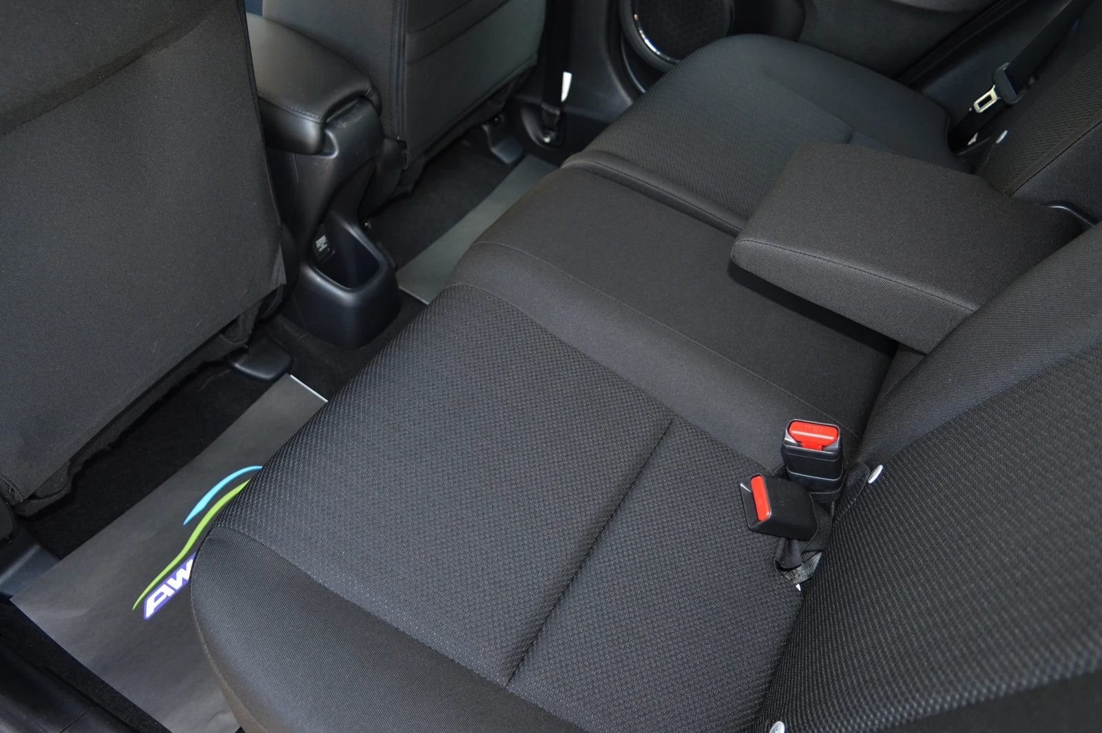 Honda Hr-v 1.5i AUTOMAT ШВЕЙЦАРИЯ - изображение 10
