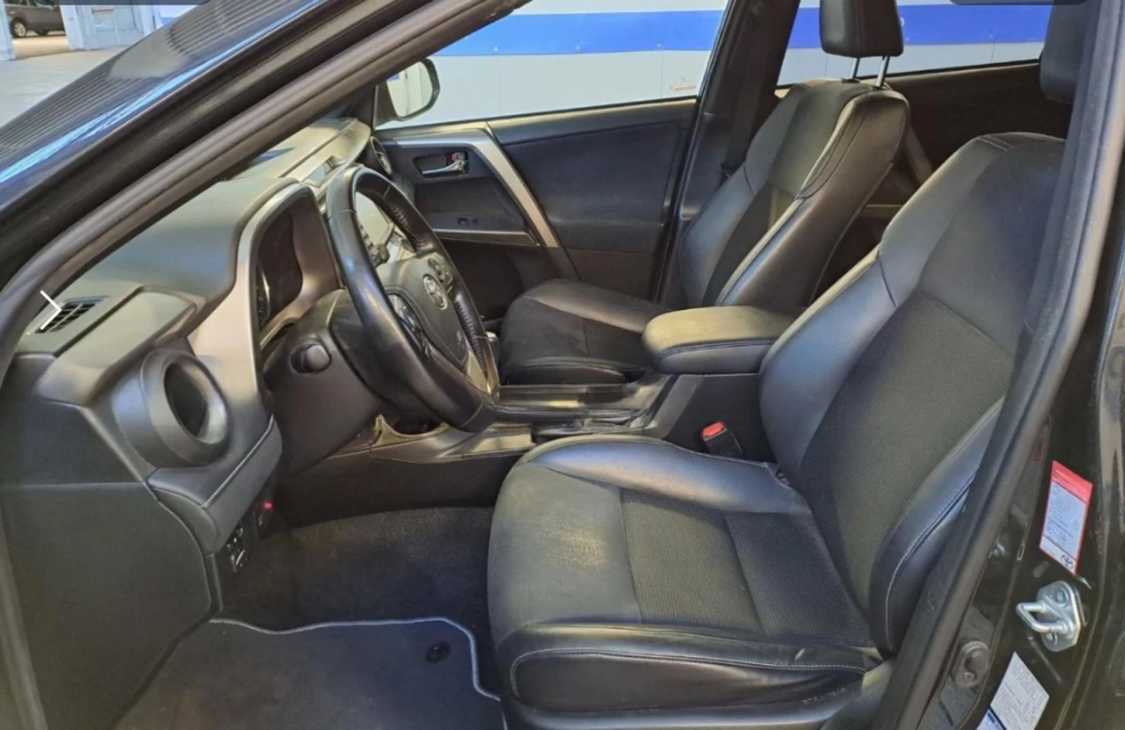 Toyota Rav4 2.5 Hybrid 4x4 /Executive - изображение 6