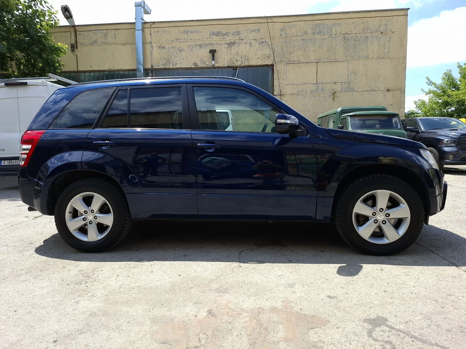 Suzuki Grand vitara 2.4 - изображение 7
