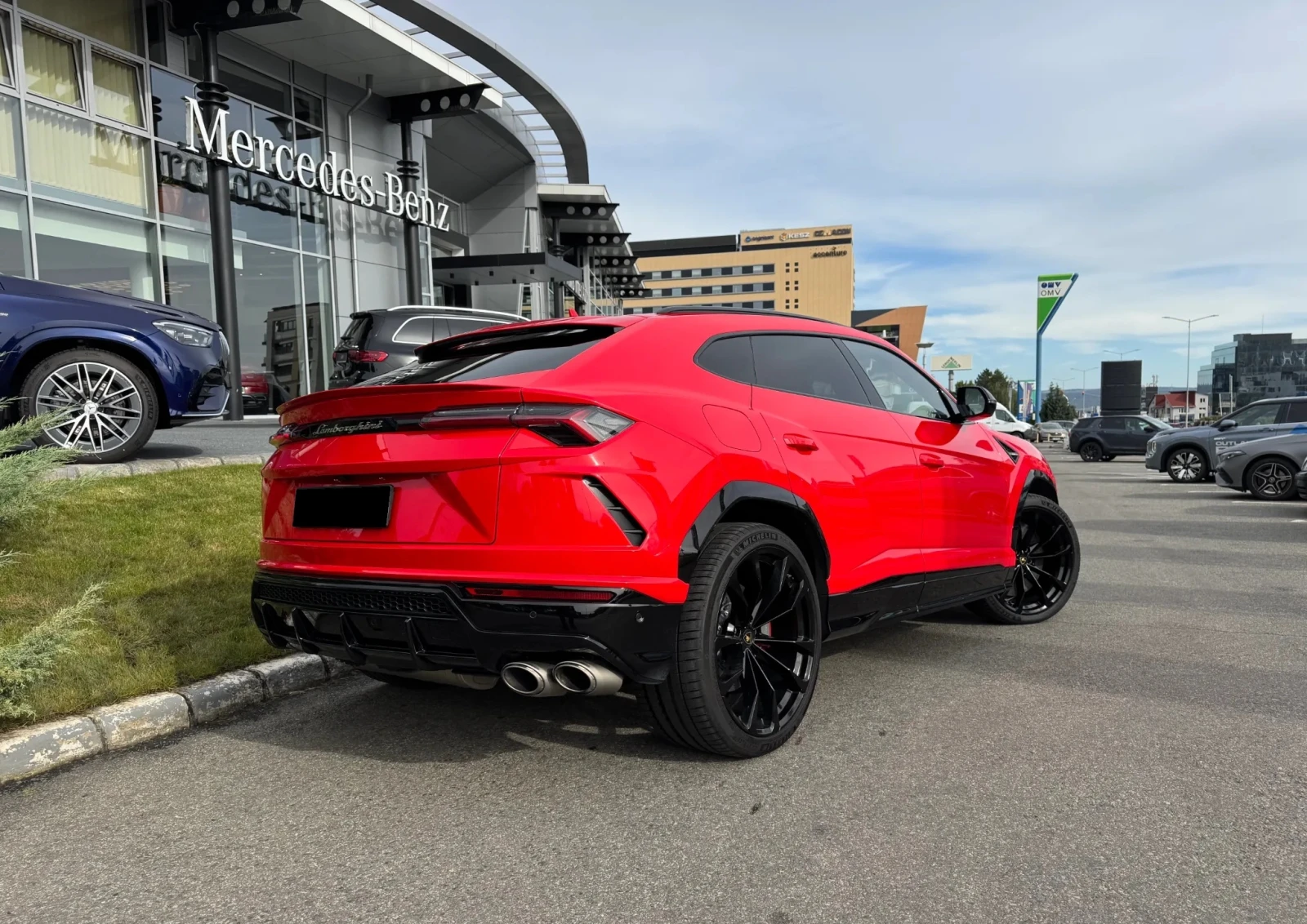 Lamborghini Urus 4.0 V8 AWD - изображение 2