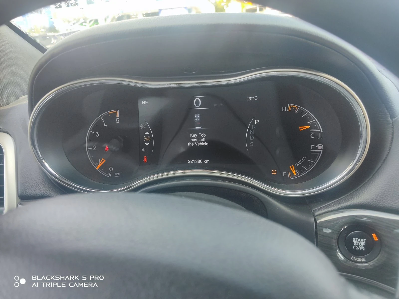 Jeep Grand cherokee 3.0 CRD OVERLAND - изображение 3